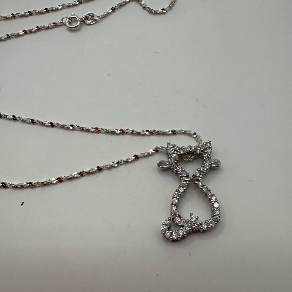Adorable Silver Cat Pendant Necklace with sparkle marked 925 Kitty cat with tail